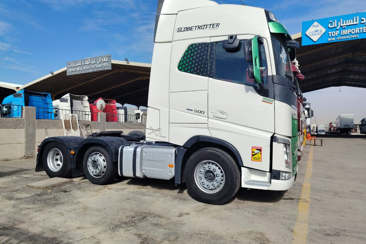 سيارة فولفو موديل 2021